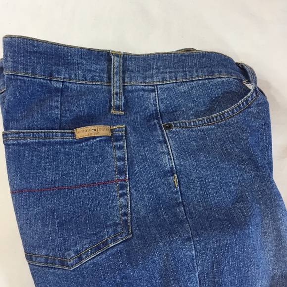 Tommy Hilfiger Size 3 Jeans, Boot Cut, Wide leg EUC - Picture 2 of 7